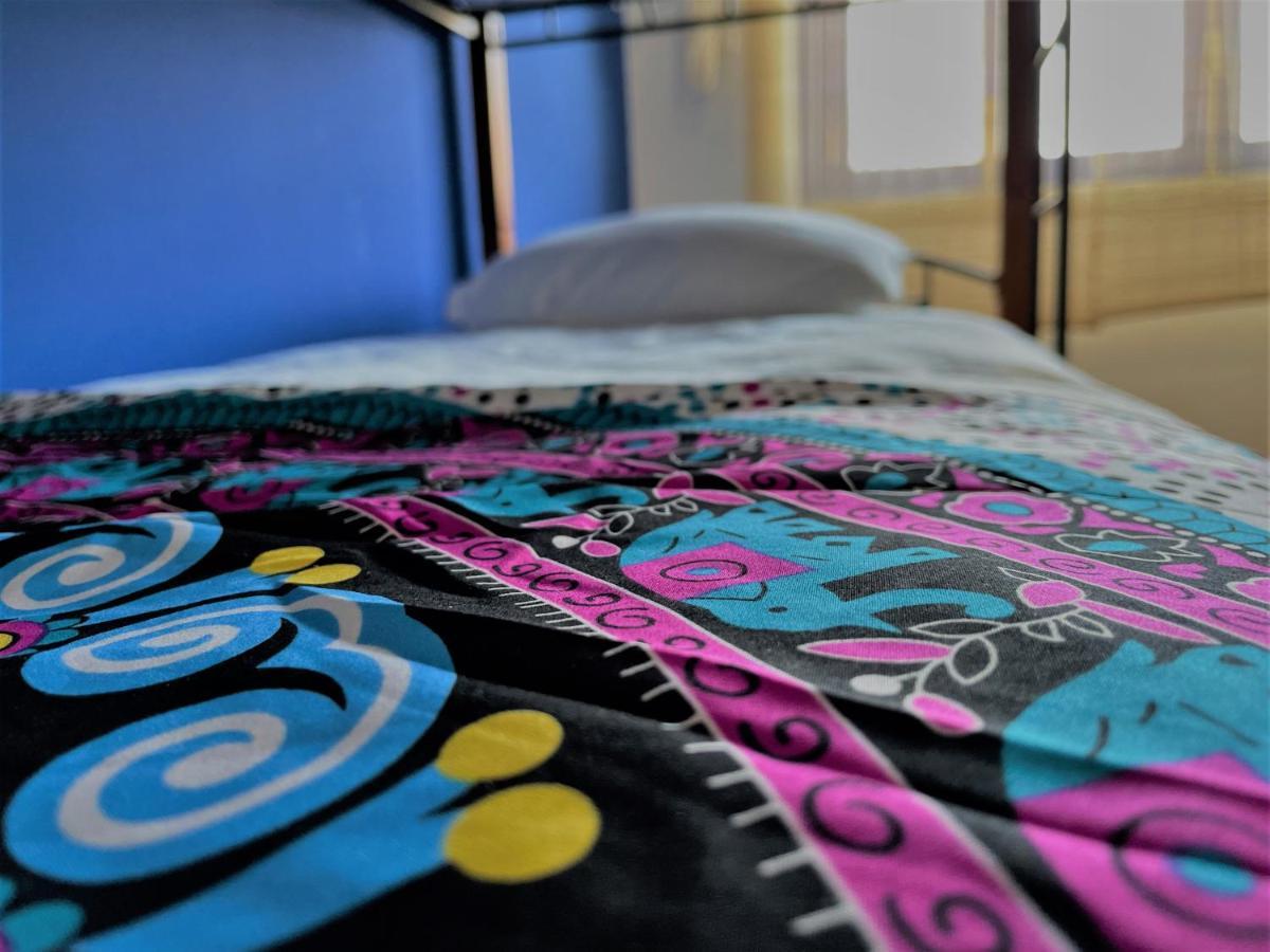 Ateliersurf29 Guest House Almada Esterno foto